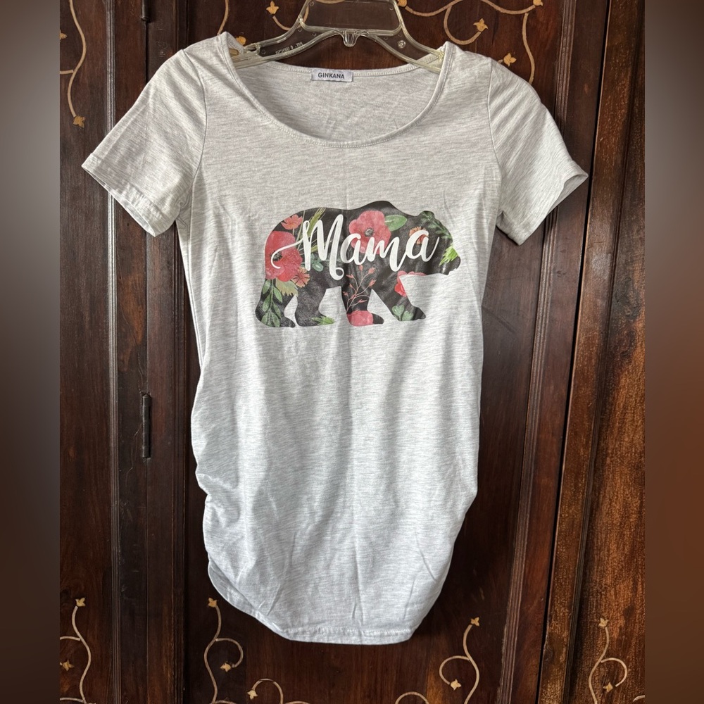 Maternity Gray 'Mama' Bear Graphic T-Shirt